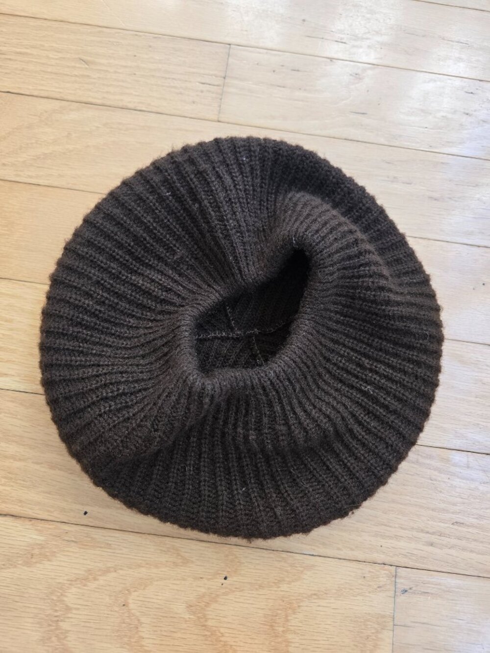 vintage Y2K | whimsy brown monochrome knit tam beanie - Picture 4 of 6